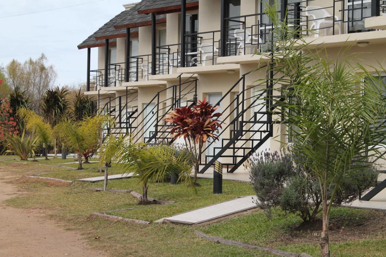 Brisas Del Lago Apartamentos Colón Eksteriør bilde